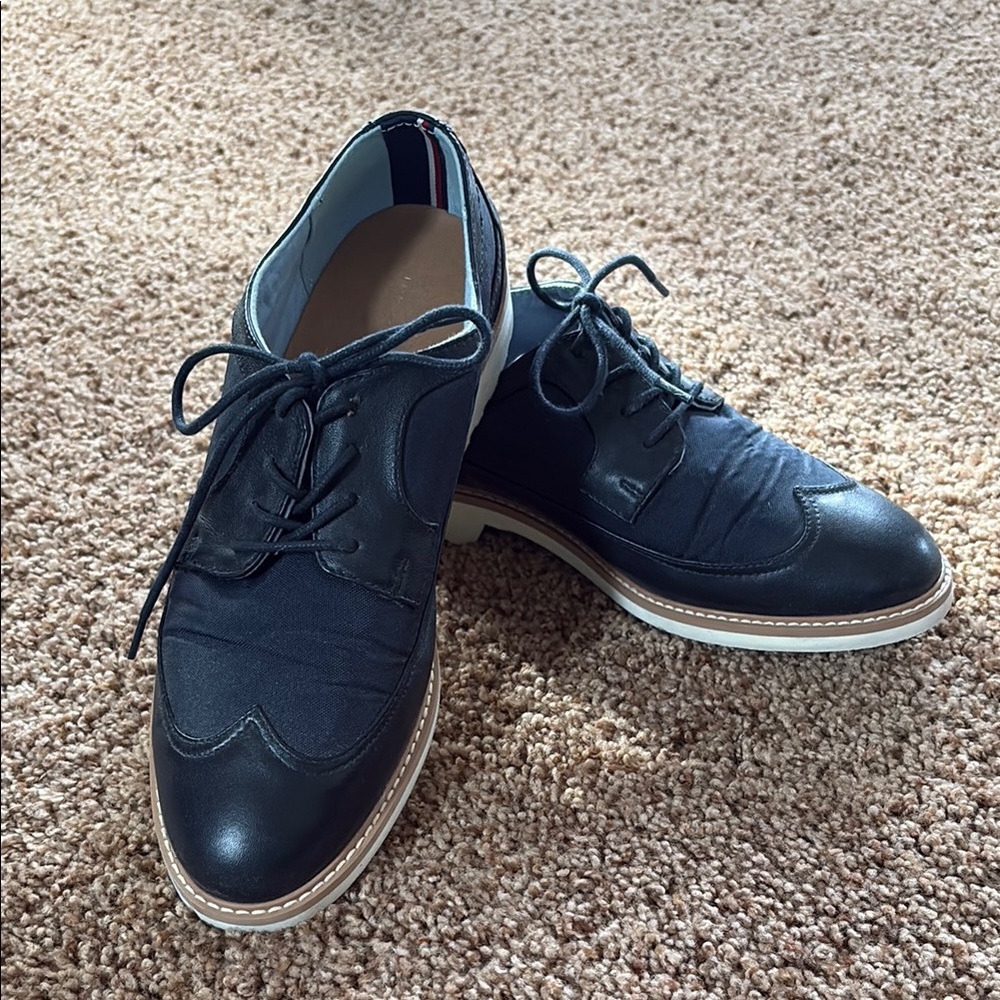 Women’s Navy Tommy Hilfiger Oxford Shoes